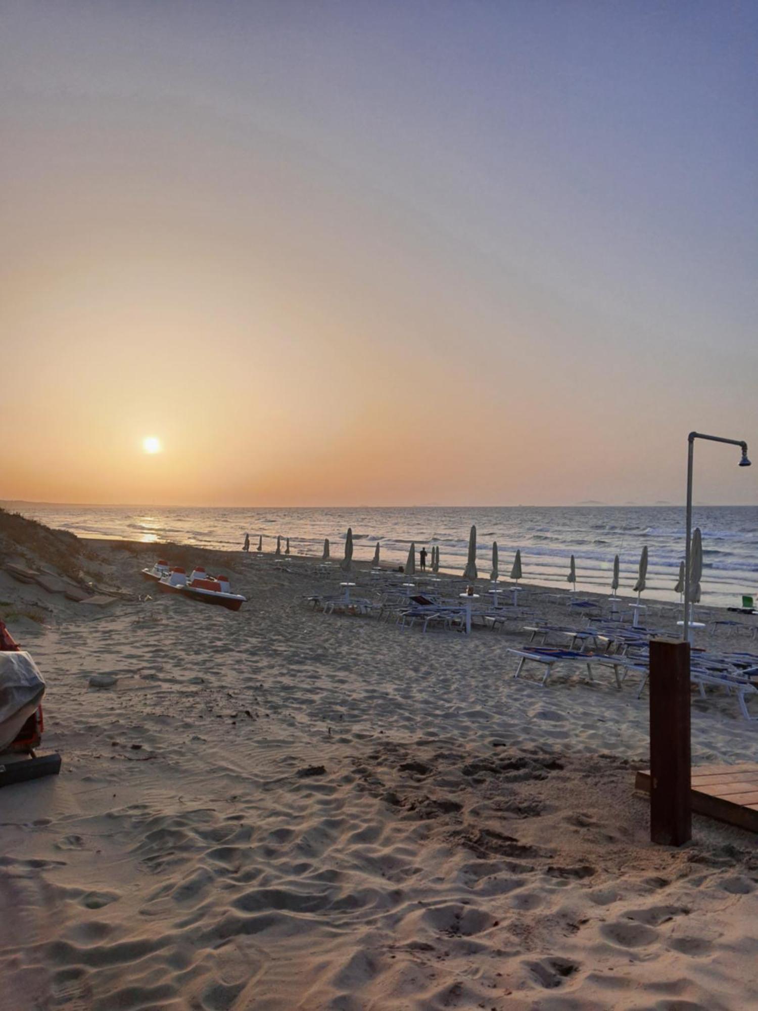 Il Tramonto Sulle Dune Badesi Exterior foto