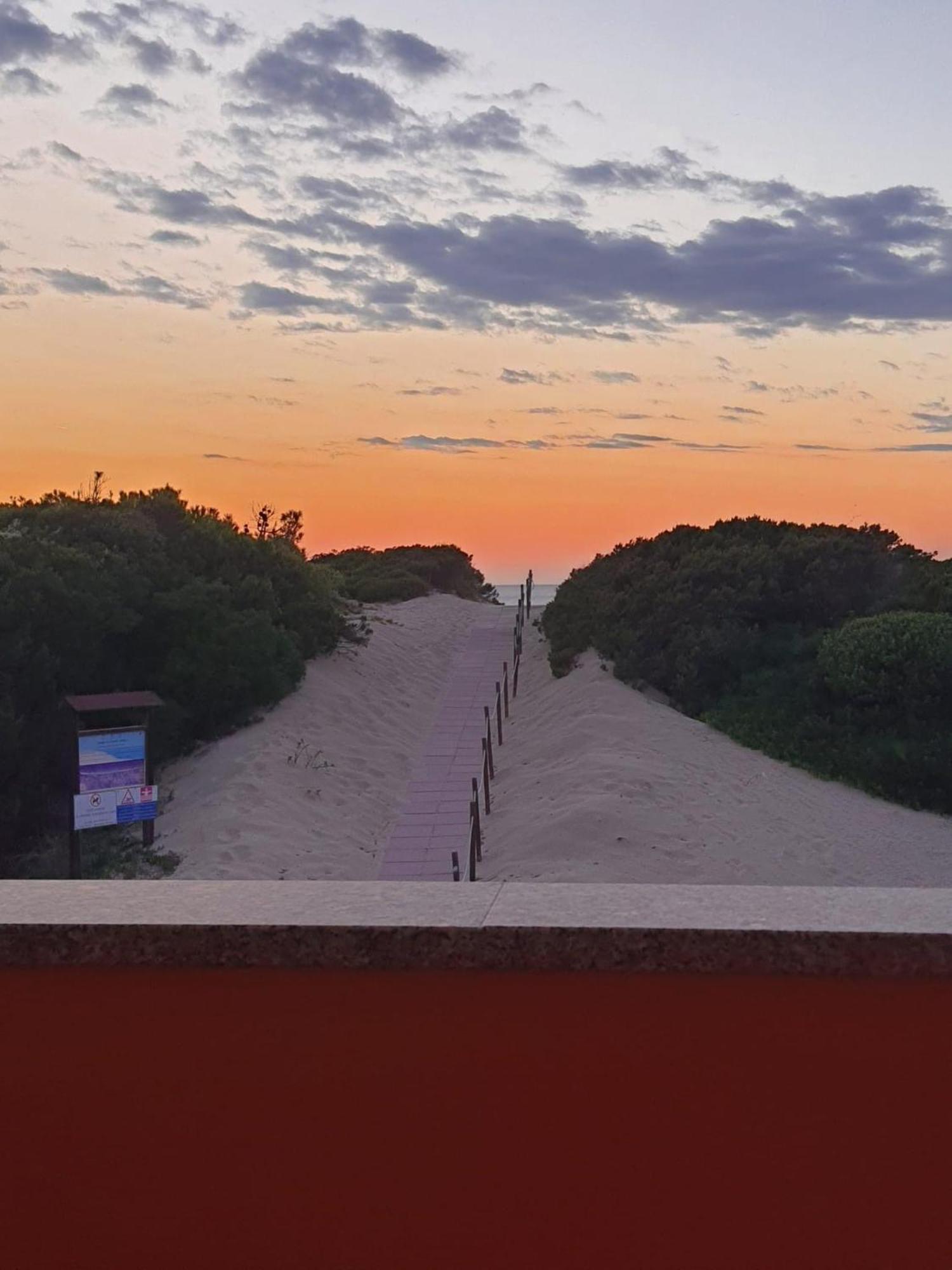 Il Tramonto Sulle Dune Badesi Exterior foto